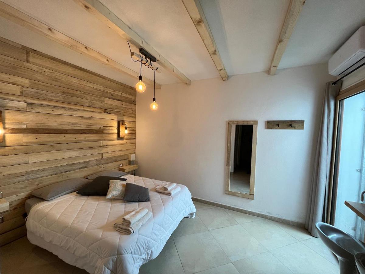 Iknos Guest House Olbia Exteriér fotografie